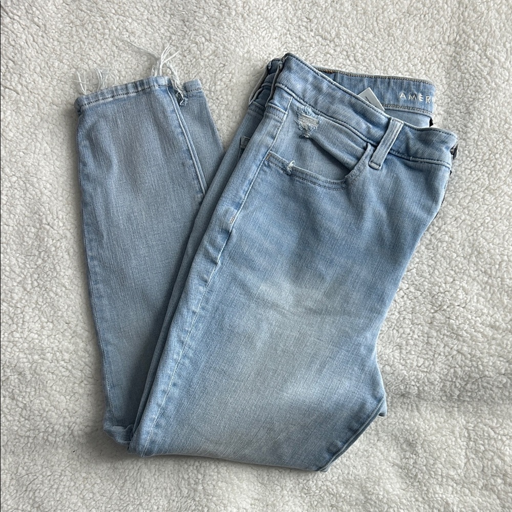 American Eagle super high rise, dream stretch Light Blue Jeggings, size 10XS